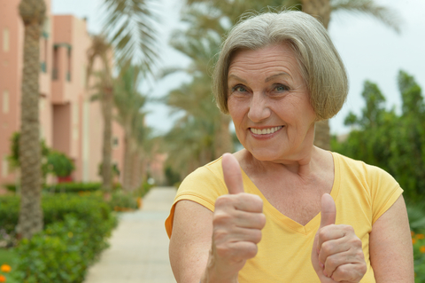Hair transplant surgery doesn't have to be scary or painful.